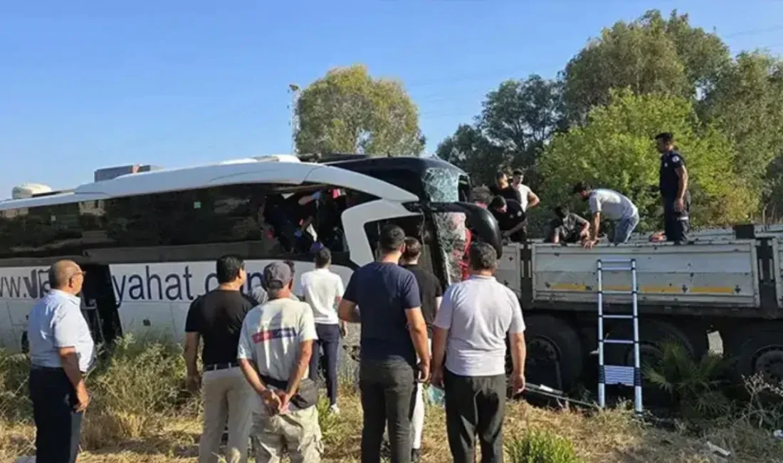 Muğla'nın Milas ilçesinde İstanbul-Bodrum seferini yapan yolcu otobüsünün demir yüklü