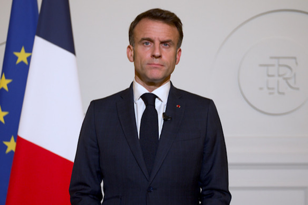 Fransa Cumhurbaşkanı Emmanuel Macron, Kolombiya’daki deprem nedeniyle hayatını kaybedenler, yaralananlar