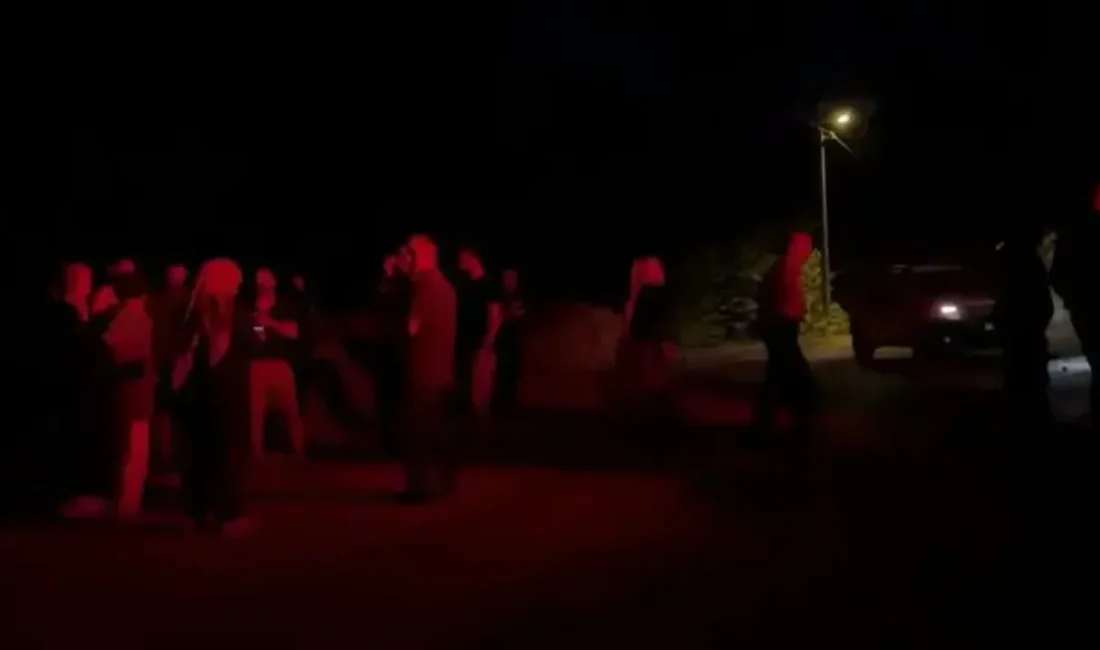 Bursa'nın İnegöl ilçesinde çıkan kavgada bir kişi başından yaralandı. Olayın