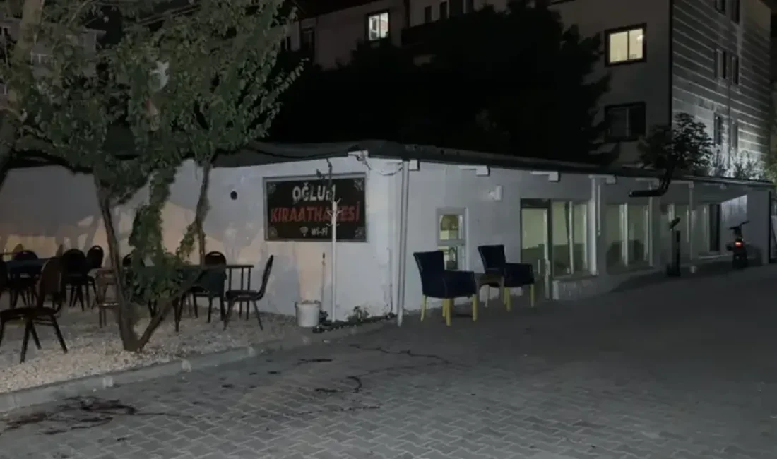 Büyükçekmece’de motosikletle gelen kimliği belirsiz kişi ya da kişilerin kıraathaneye