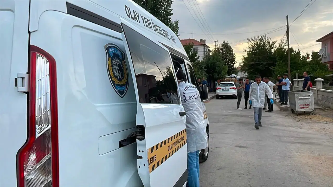 Karaman’da yakınlarının kendisinden haber alamadığı 60 yaşındaki Ramazan Bozkurt, yalnız