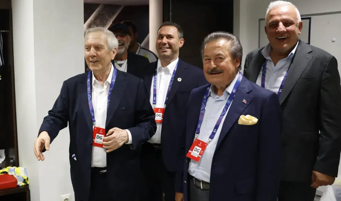 Fenerbahçe Başkanı Aziz Yıldırım, UEFA Şampiyonlar Ligi play-off turu rövanş