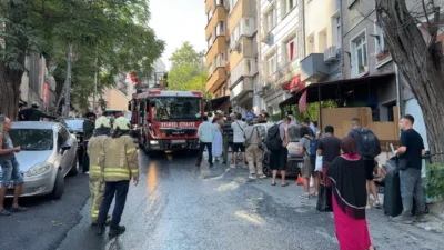 İstanbul Beyoğlu’da bulunan bir otelde yangın meydana geldi. Yangın, itfaiye