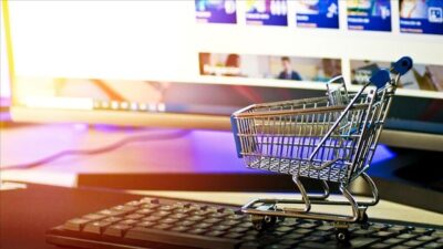 Ticaret Bakanlığı’nın hazırladığı yeni düzenlemeyle internet alışverişlerinde hem tüketicileri hem