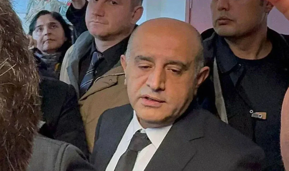 200 sanıklı davada karar açıklandı. Mahkeme, “suç örgütü”nün lideri olduğu