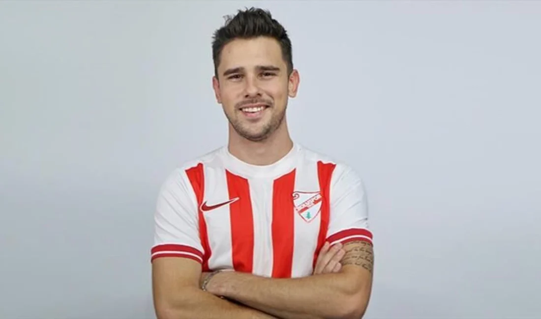 Trendyol 1. Lig ekiplerinden Boluspor, transfer çalışmalarına hız kesmeden devam