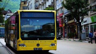 Bursa'da toplu ulaşımda yeni düzenlemeler hayata geçiriliyor. UKOME kararları doğrultusunda