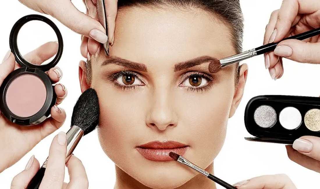 Yaz sıcağında makyaj yapanlar dikkat! Dermatoloji Uzmanı Dr. Zeynep Arslan,