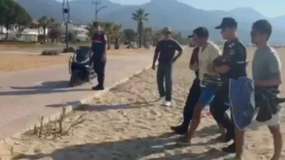 Kuşadası'nda plajda çanta çalarken suçüstü yakalanan şüphelinin edebiyat öğretmeni olduğu