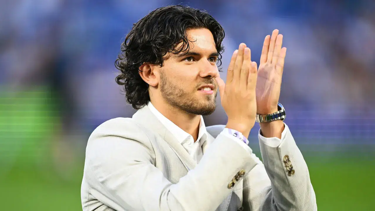 Fenerbahçe Futbol Şube Sorumlusu Cihan Kamer, transfer gündeminde olduğu iddia