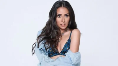 Hande Ünsal’ın müzik kariyeri ve özel hayatı merak ediliyor. Peki