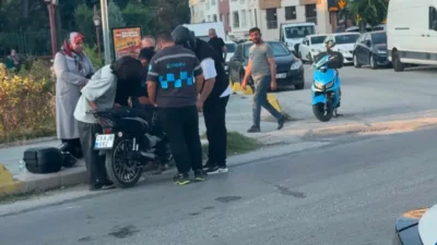 Eskişehir'in Tepebaşı ilçesinde 2 motosikletin çarpışması sonucu meydana gelen trafik