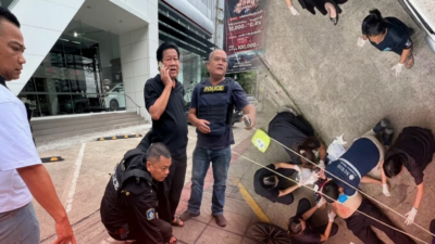 Tayland'ın Nonthaburi kentinde eski milletvekili Chalong Riewraeng, İl İdari Teşkilat