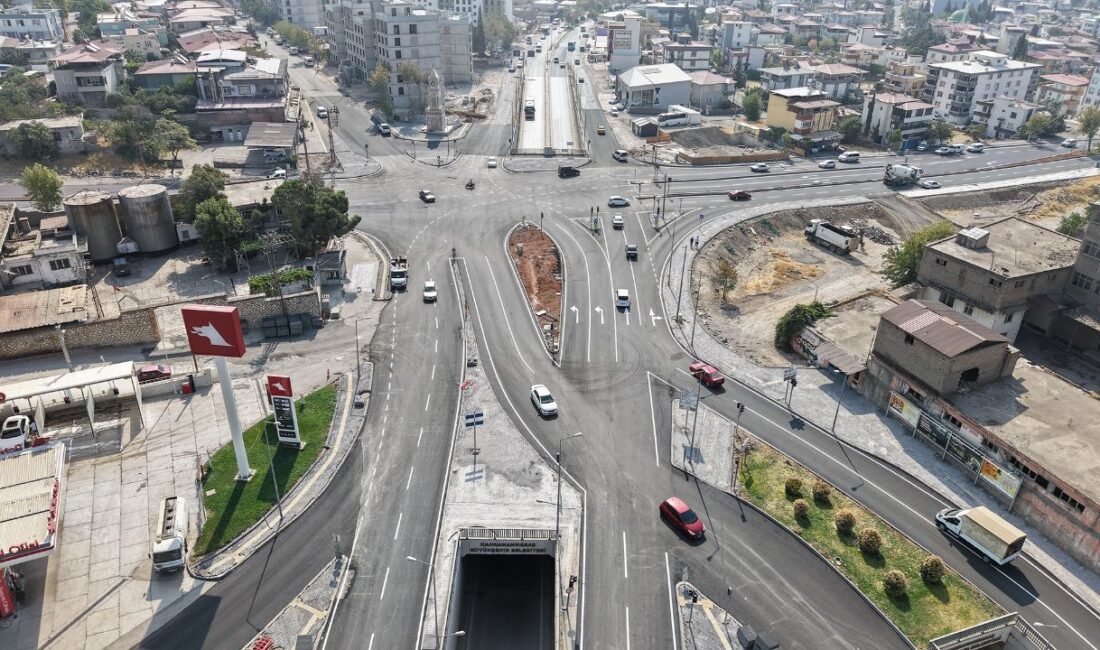 Kahramanmaraş’ta sürücülerin korkulu rüyası olan Tevfik Kadıoğlu Kavşağı’nda son dönemece