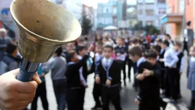 Kahramanmaraş'ta yeni eğitim yılı öncesi velileri ilgilendiren okul kıyafeti düzenlemesi