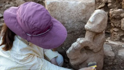 Karahantepe kazılarında 11 bin yıllık, daha önce benzerine rastlanmayan üsluba