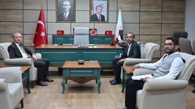 DEM Parti Şanlıurfa Milletvekili Ferit Şenyaşar, kentte yaşayan vatandaşlara yeni