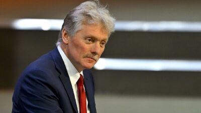 Kremlin Sözcüsü Dmitriy Peskov, İngiltere'nin Ukrayna krizinde doğrudan taraf olduğunu