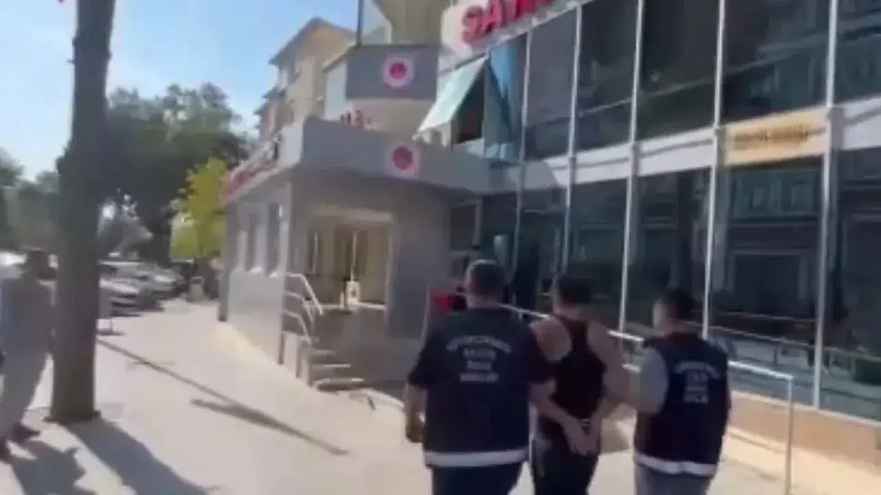 İstanbul Büyükçekmece hakkında kesinleşmiş 26 yıl 7 ay hapis cezası